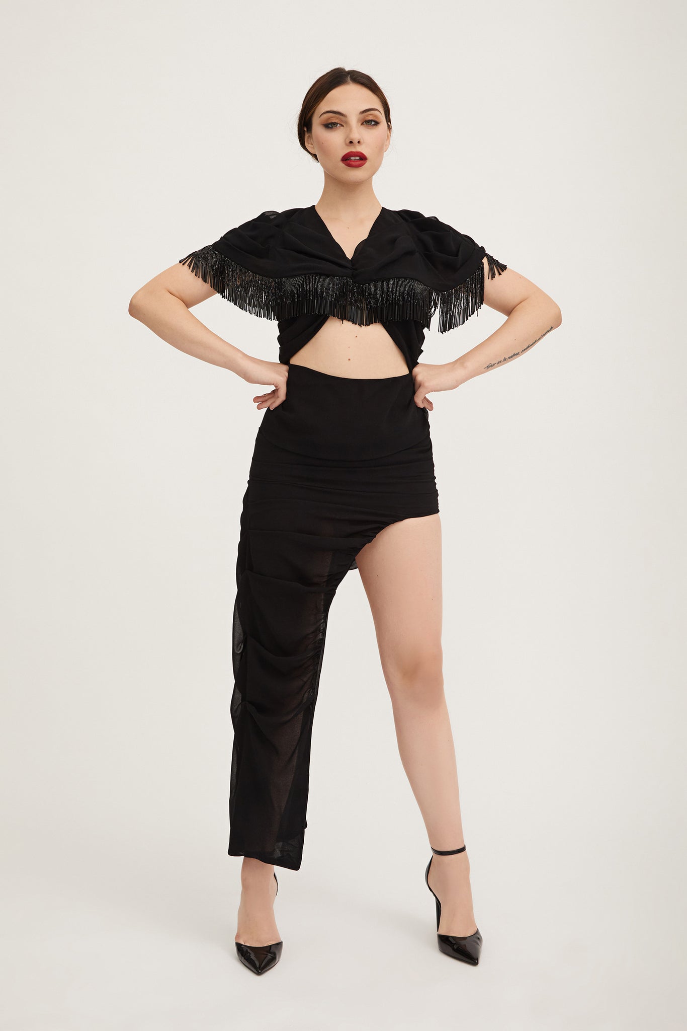vestido drapeado aplique flecos lentejuela - Natalia Però